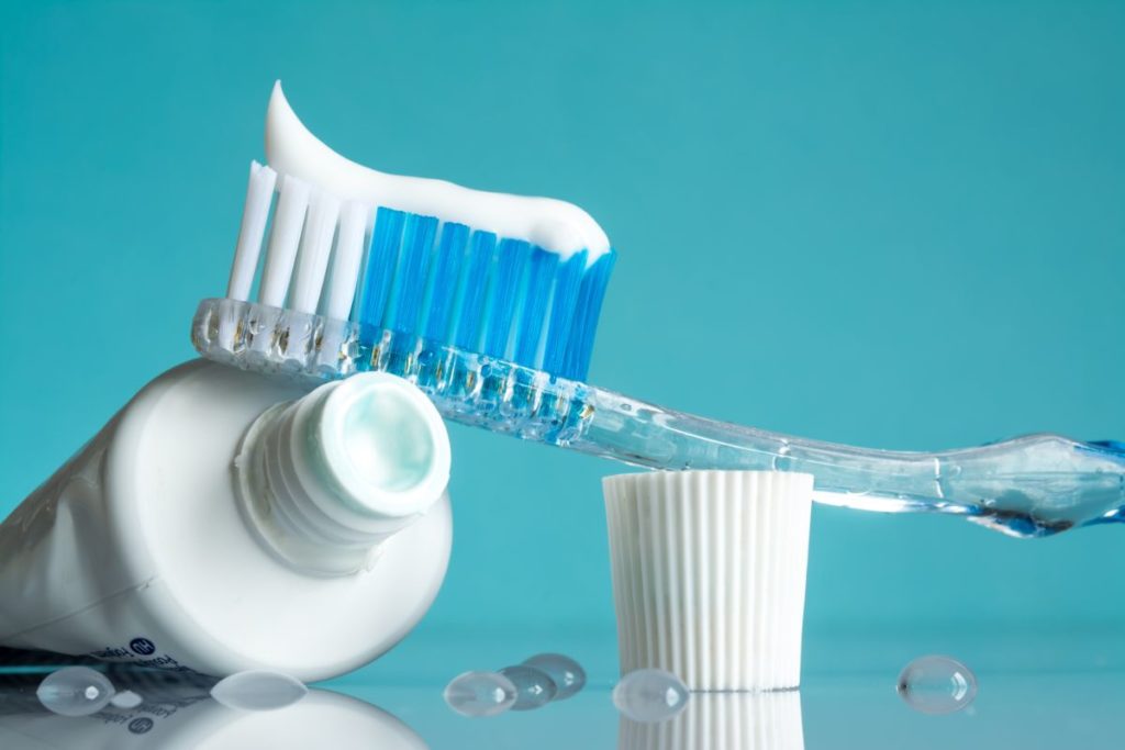 4 Tips For Brushing Your Teeth With Braces